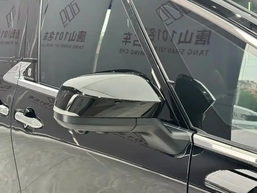 Toyota Alphard — фото 6