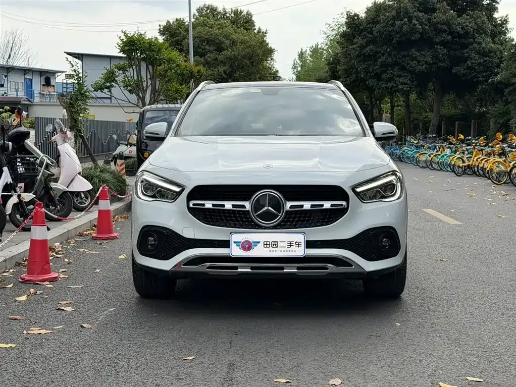 Mercedes-Benz GLA — фото 8
