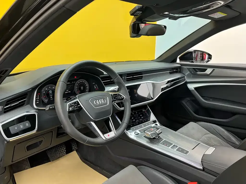 Audi A6L — фото 2