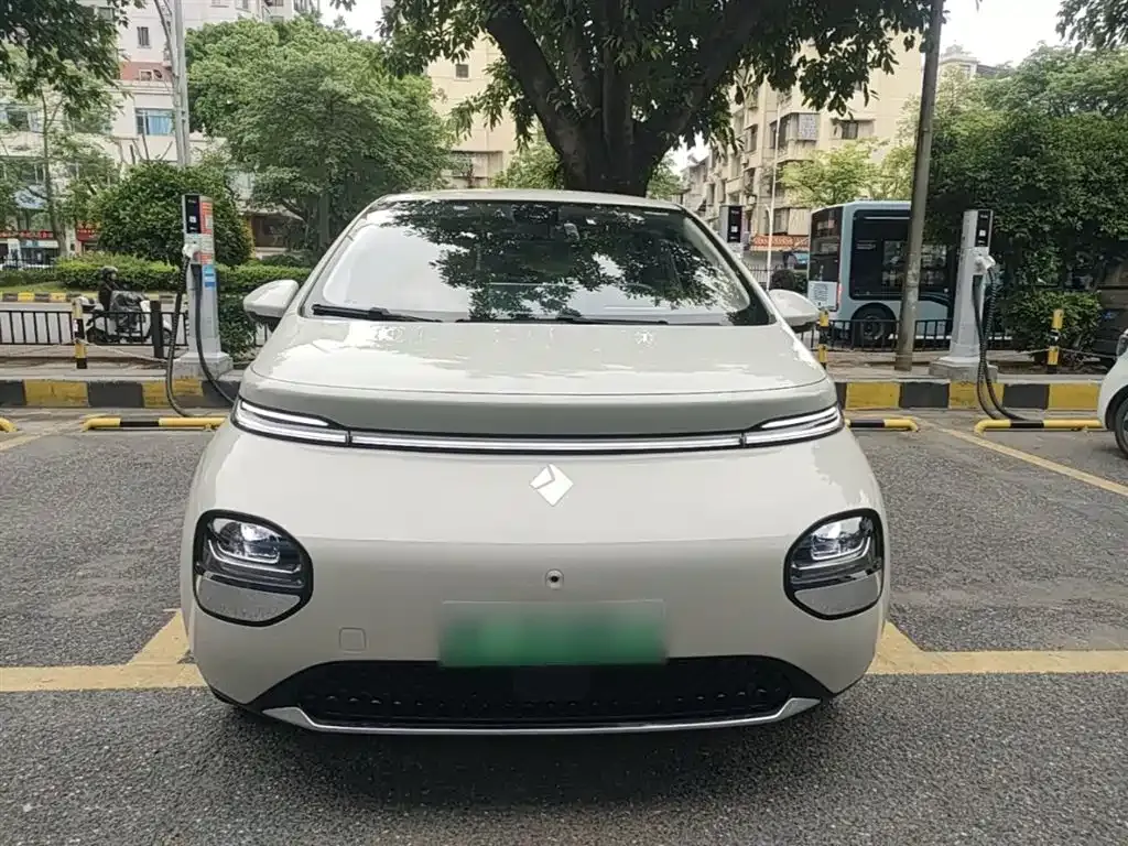 Baojun Yunduo — фото 4
