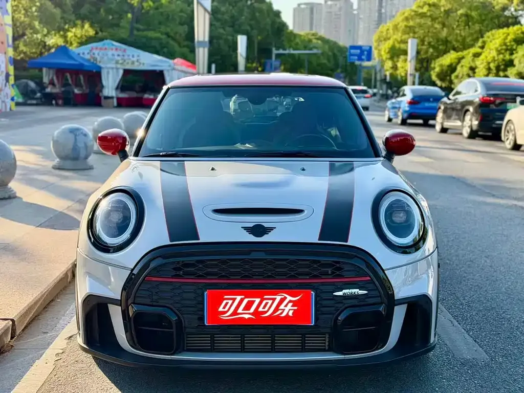 MINI JCW (John Cooper Works) — фото 5