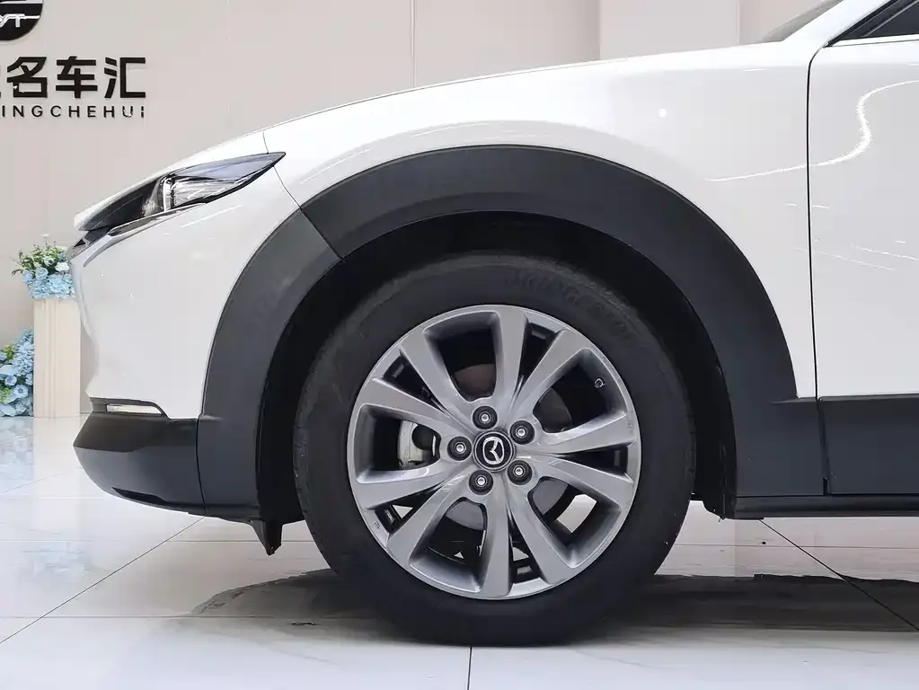 Mazda CX-30 — фото 4
