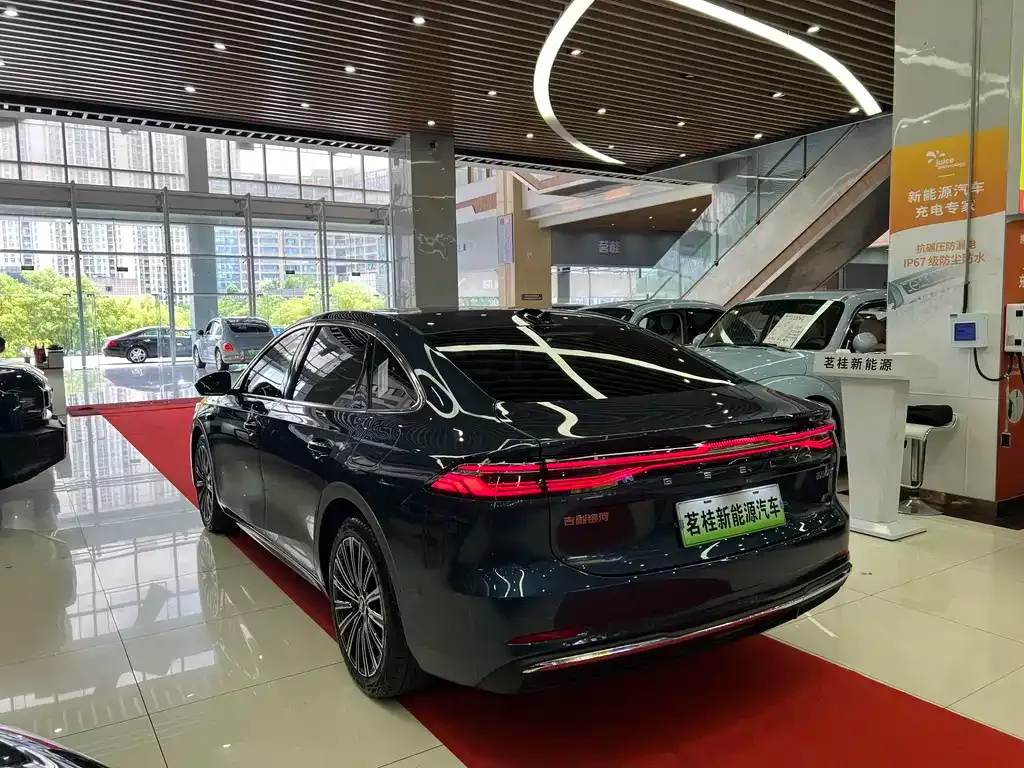 Geely Galaxy A7 — фото 6