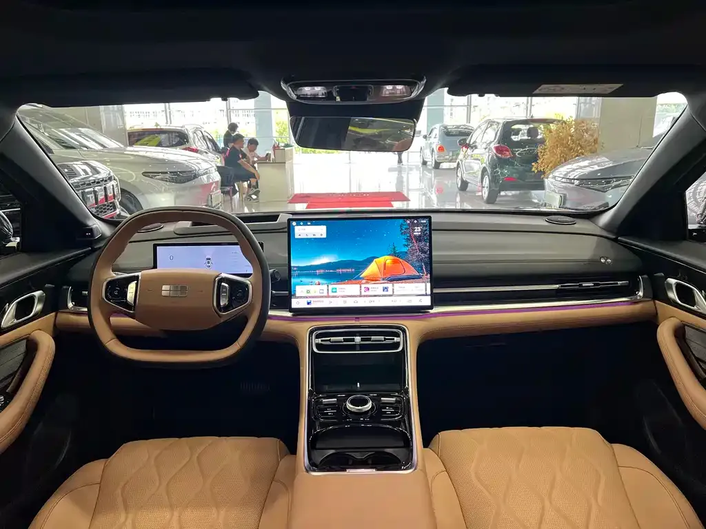 Geely Galaxy A7 — фото 2