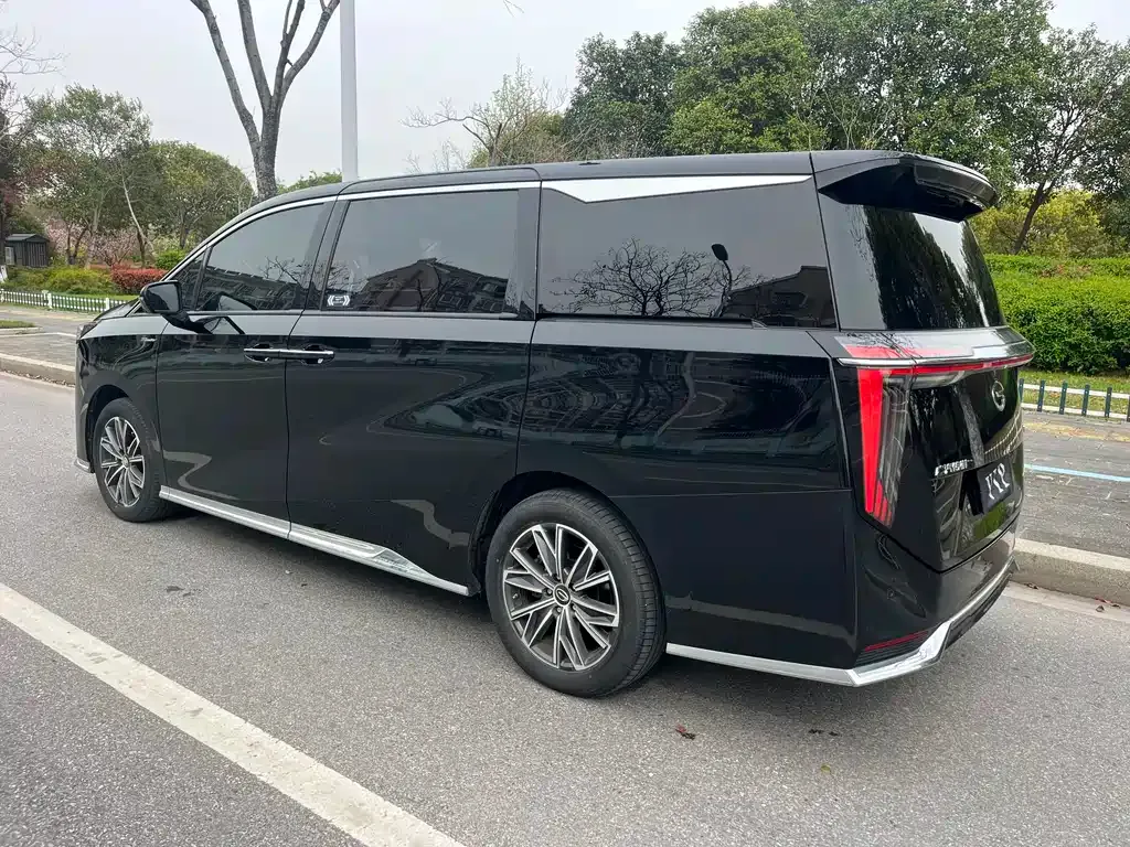 GAC Motor Trumpchi M8 — фото 8