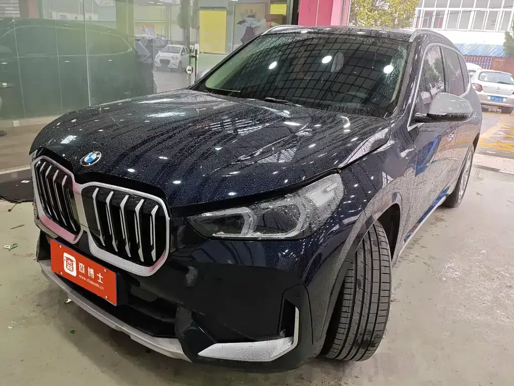 BMW X1 — фото 1