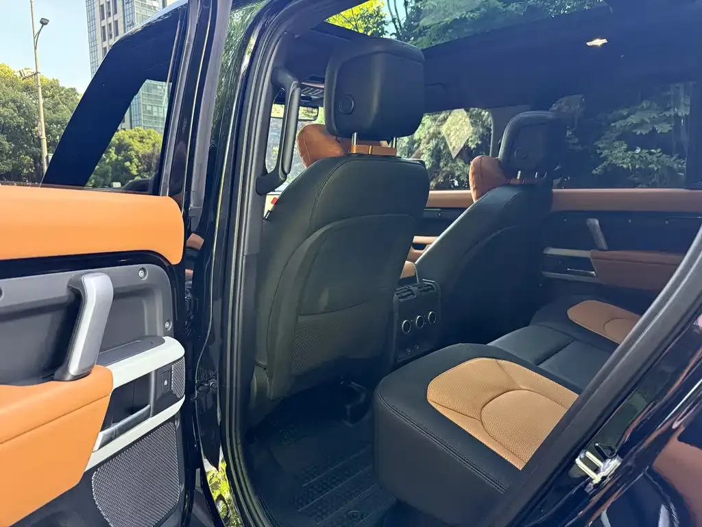 Land Rover Defender — фото 3