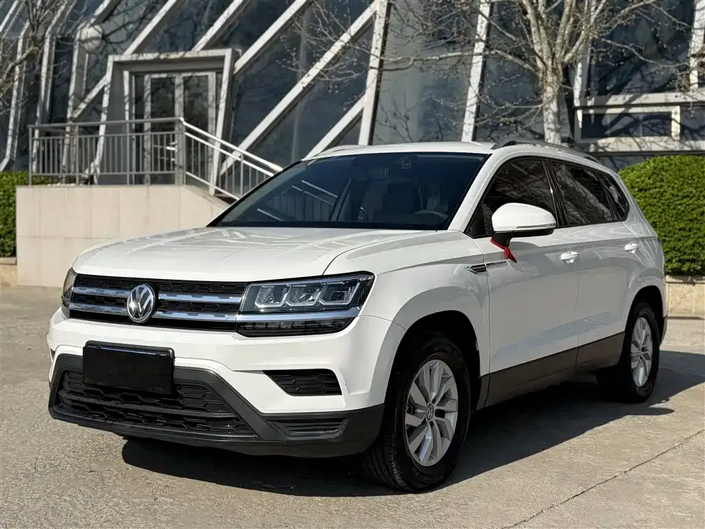 Volkswagen Tharu — фото 3