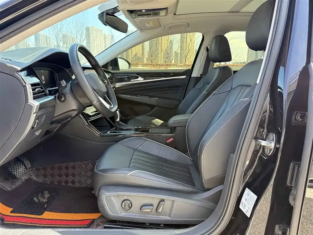 Volkswagen Passat — фото 4