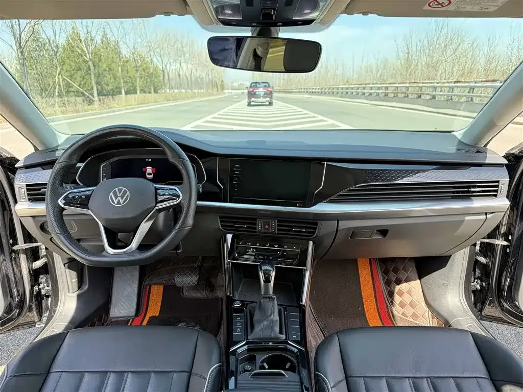 Volkswagen Passat — фото 3