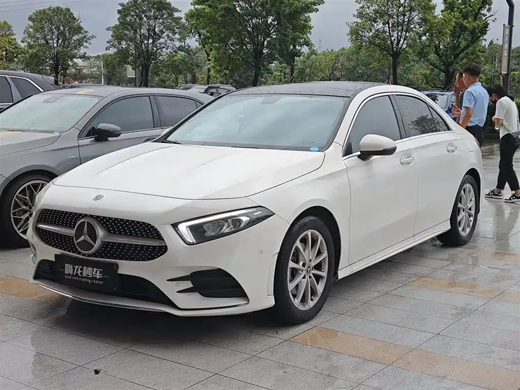 Mercedes-Benz A-Class — фото 1