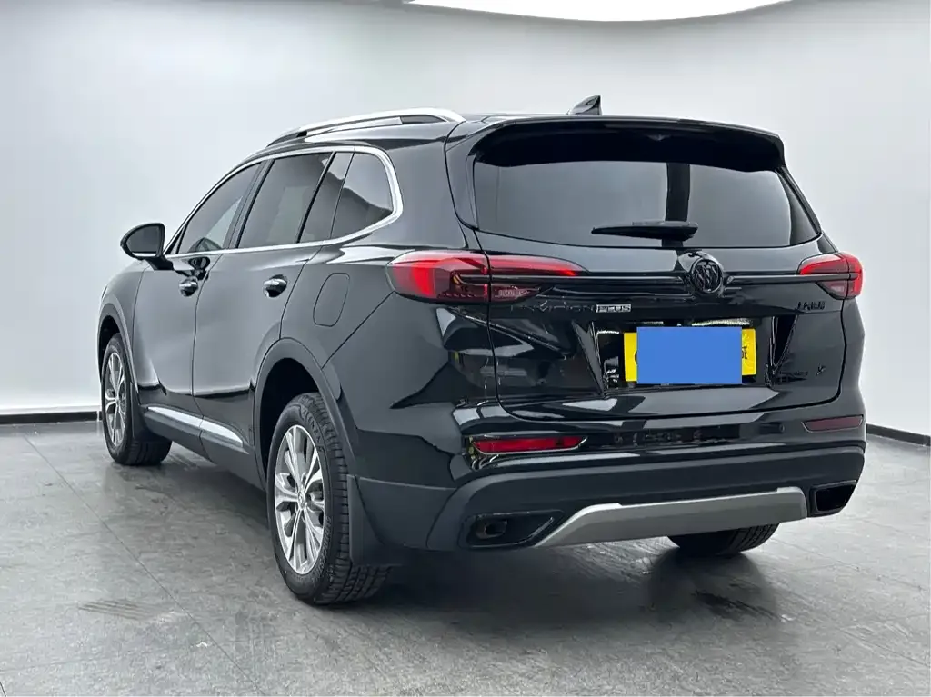 Buick Envision Plus — фото 2