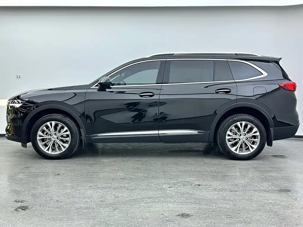 Buick Envision Plus — фото 9