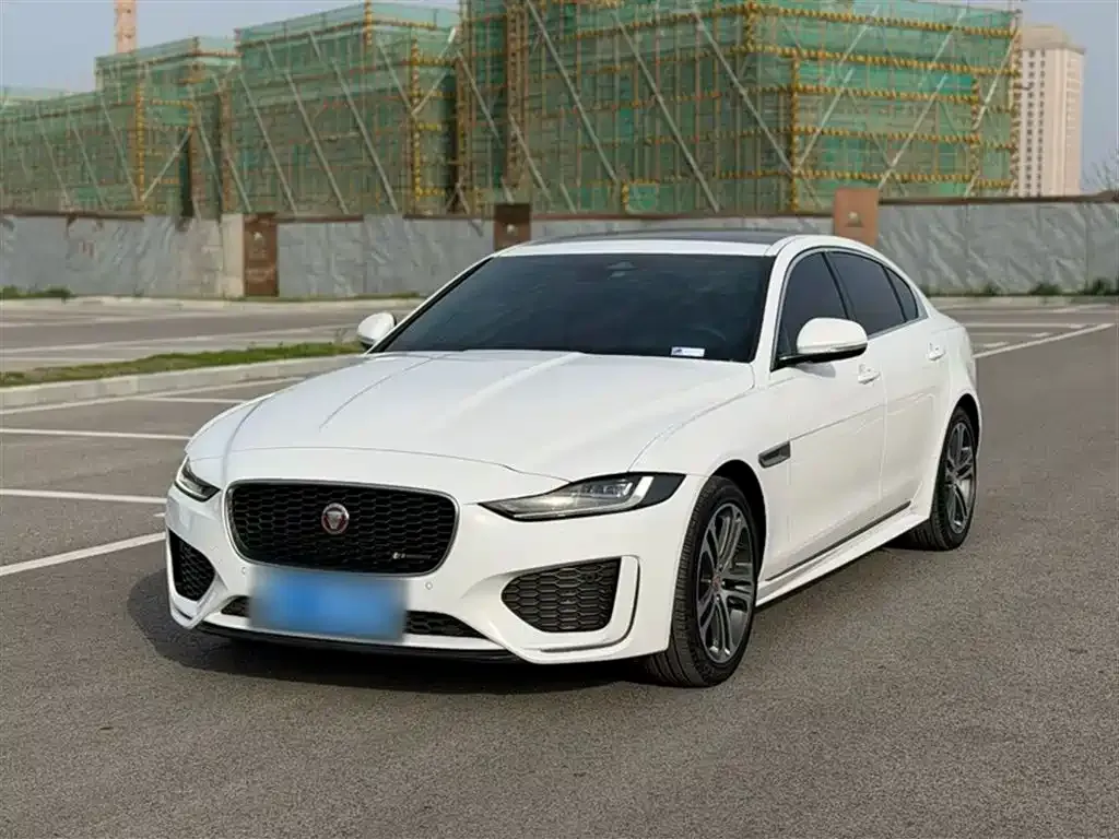 Jaguar XEL — фото 1