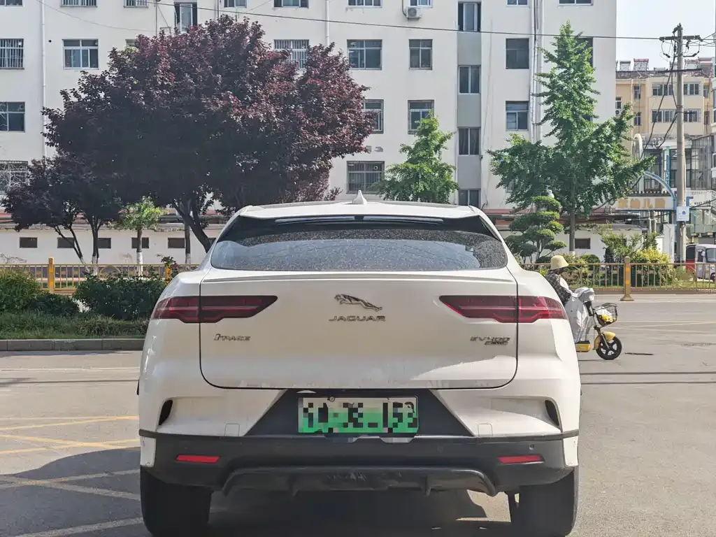 Jaguar I-PACE — фото 8