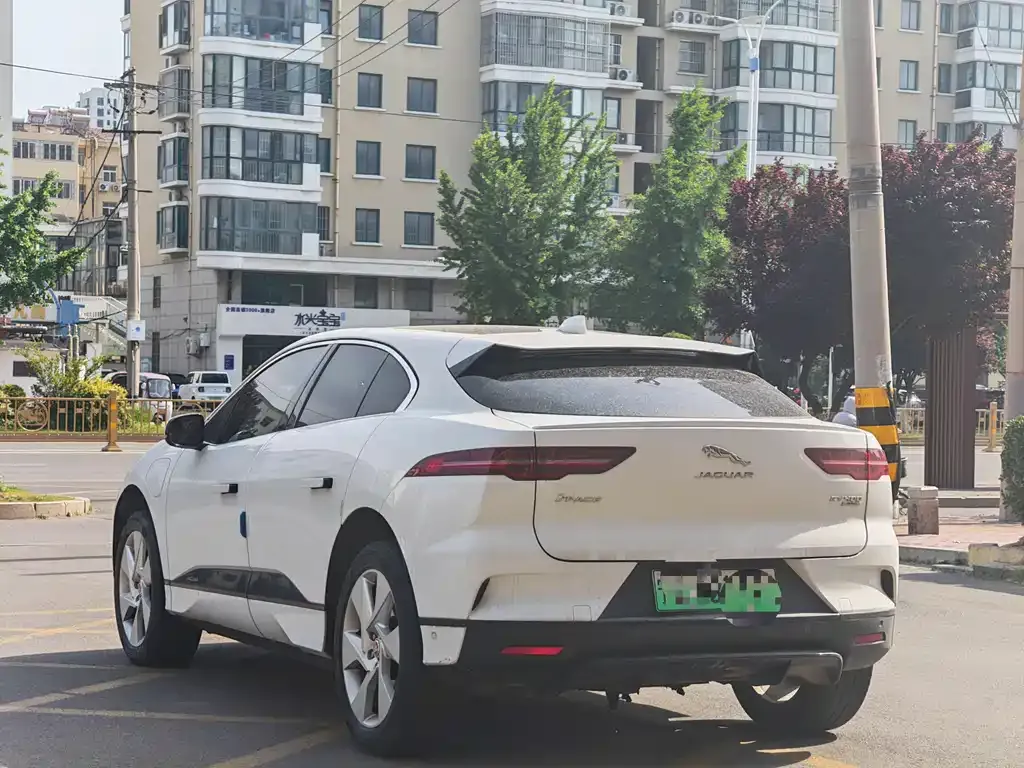 Jaguar I-PACE — фото 9