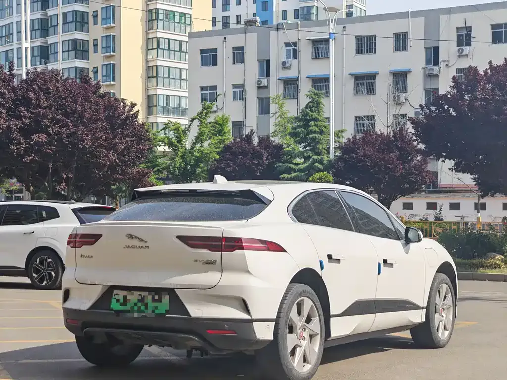 Jaguar I-PACE — фото 4