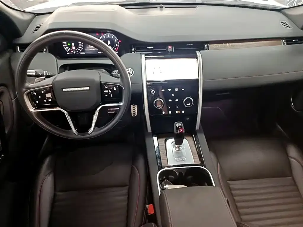 Land Rover Discovery Sport Hybrid — фото 10