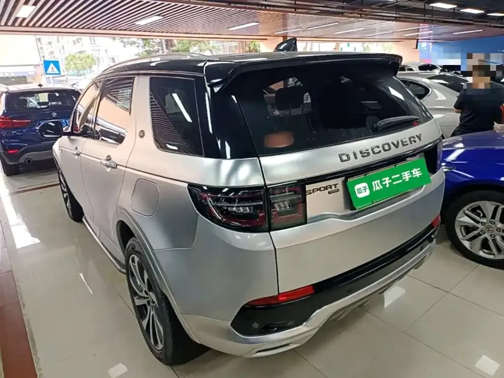 Land Rover Discovery Sport Hybrid — фото 2