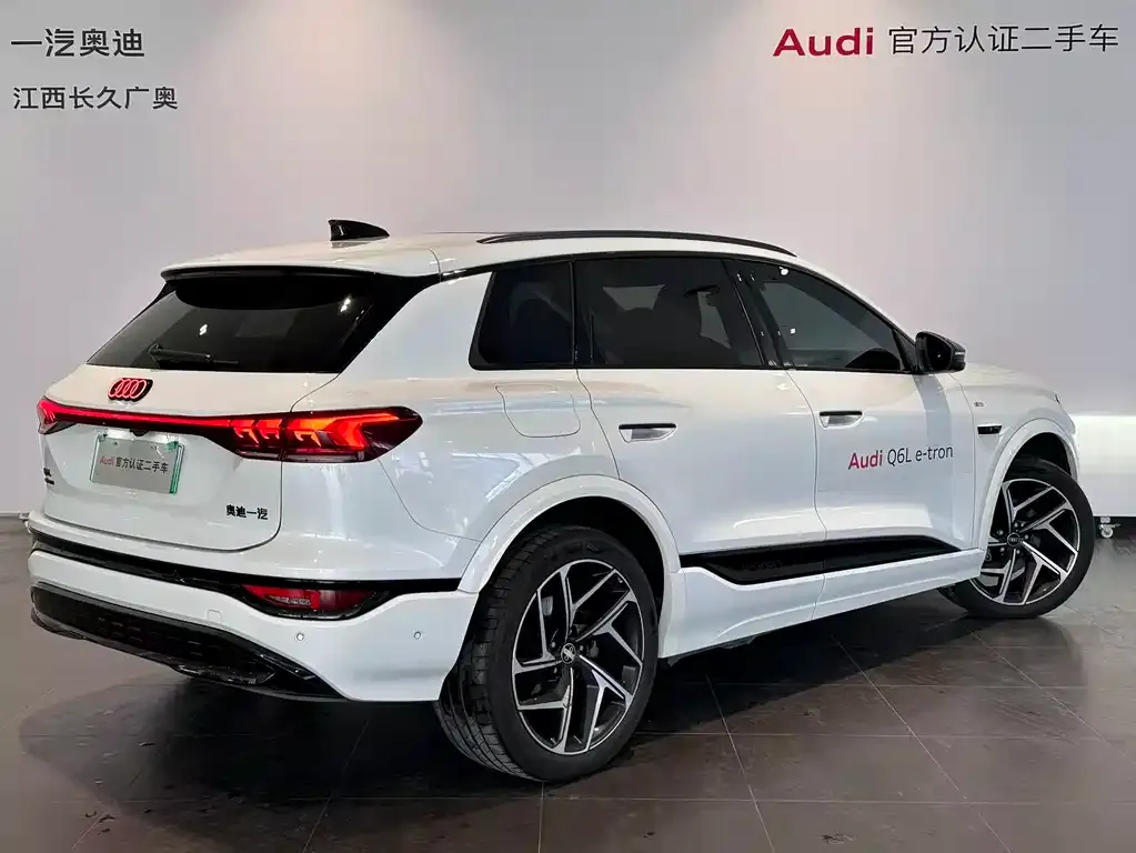 Audi Q6L e-tron — фото 7