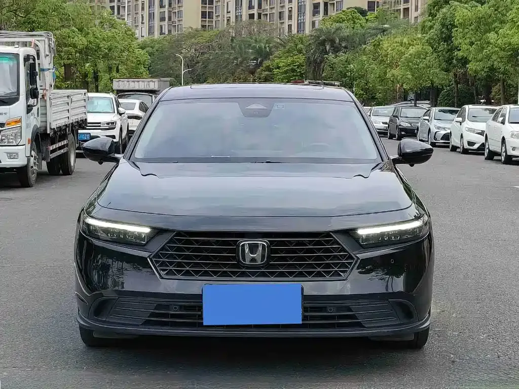 Honda Accord — фото 5