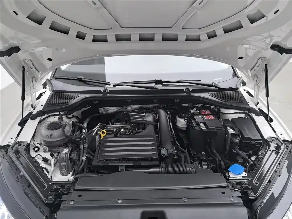 Skoda Octavia — фото 6