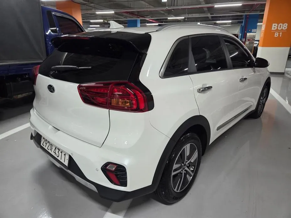 Kia Niro — фото 10