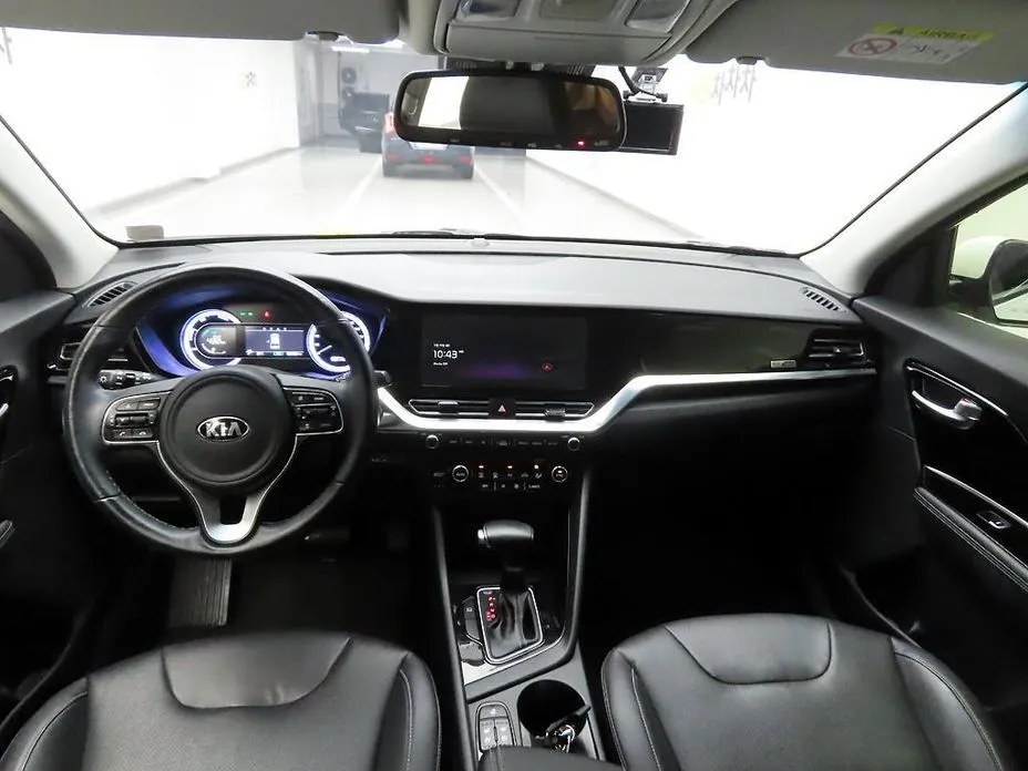 Kia Niro — фото 9