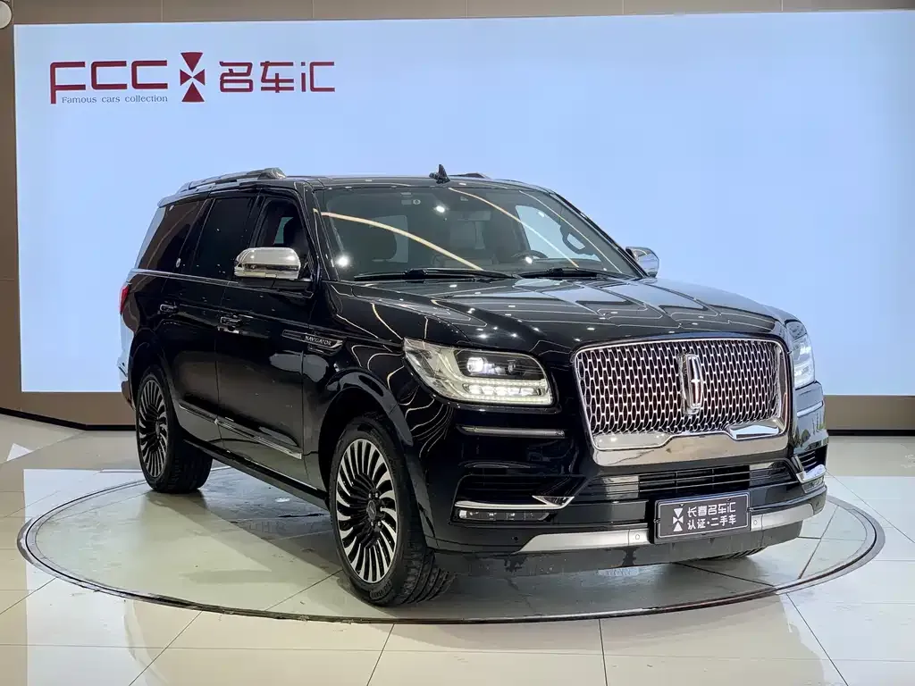 Lincoln Navigator — фото 2