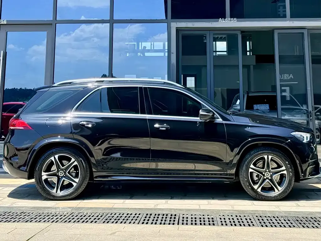 Mercedes-Benz GLE New Energy — фото 7