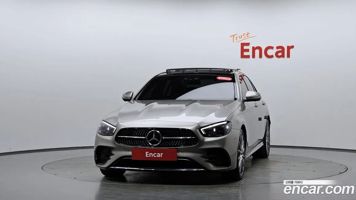 Mercedes-Benz E-Class — фото 10