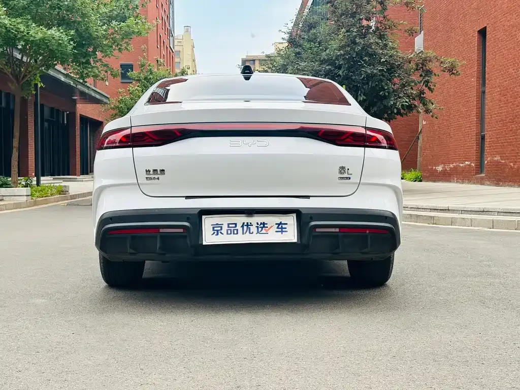 BYD Qin L — фото 7