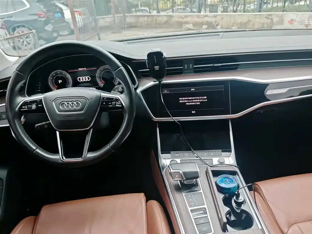 Audi A6L — фото 6