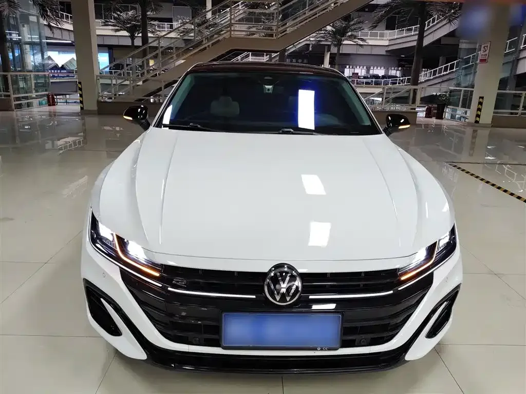 Volkswagen CC — фото 10