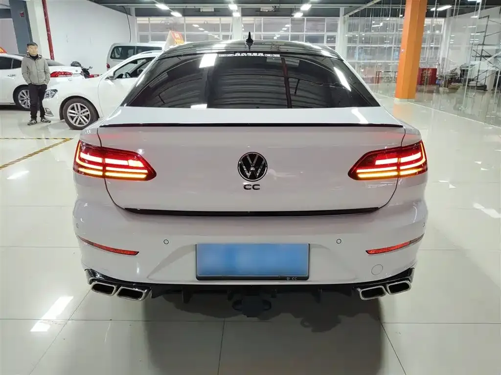 Volkswagen CC — фото 6