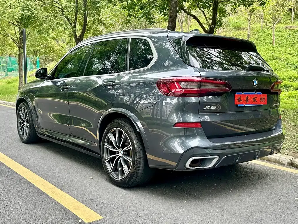 BMW X5 (Import) — фото 7