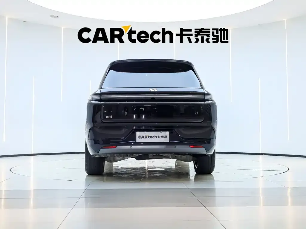 Li Auto L8 — фото 4
