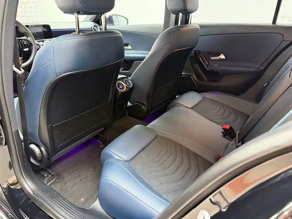 Mercedes-Benz A-Class — фото 4