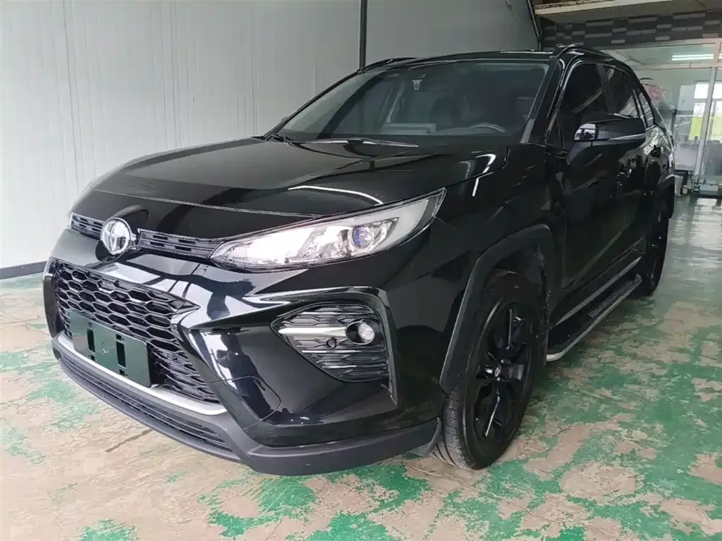 Toyota Wildlander — фото 10