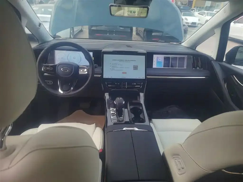 GAC Motor Trumpchi E9 — фото 8
