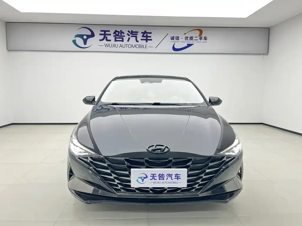 Hyundai Elantra — фото 4