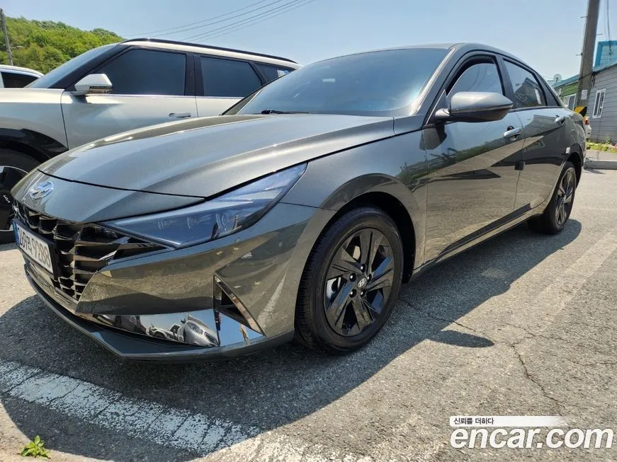 Hyundai AVANTE — фото 1