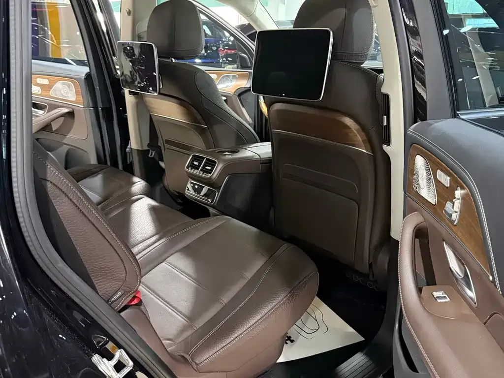Mercedes-Benz GLS — фото 3