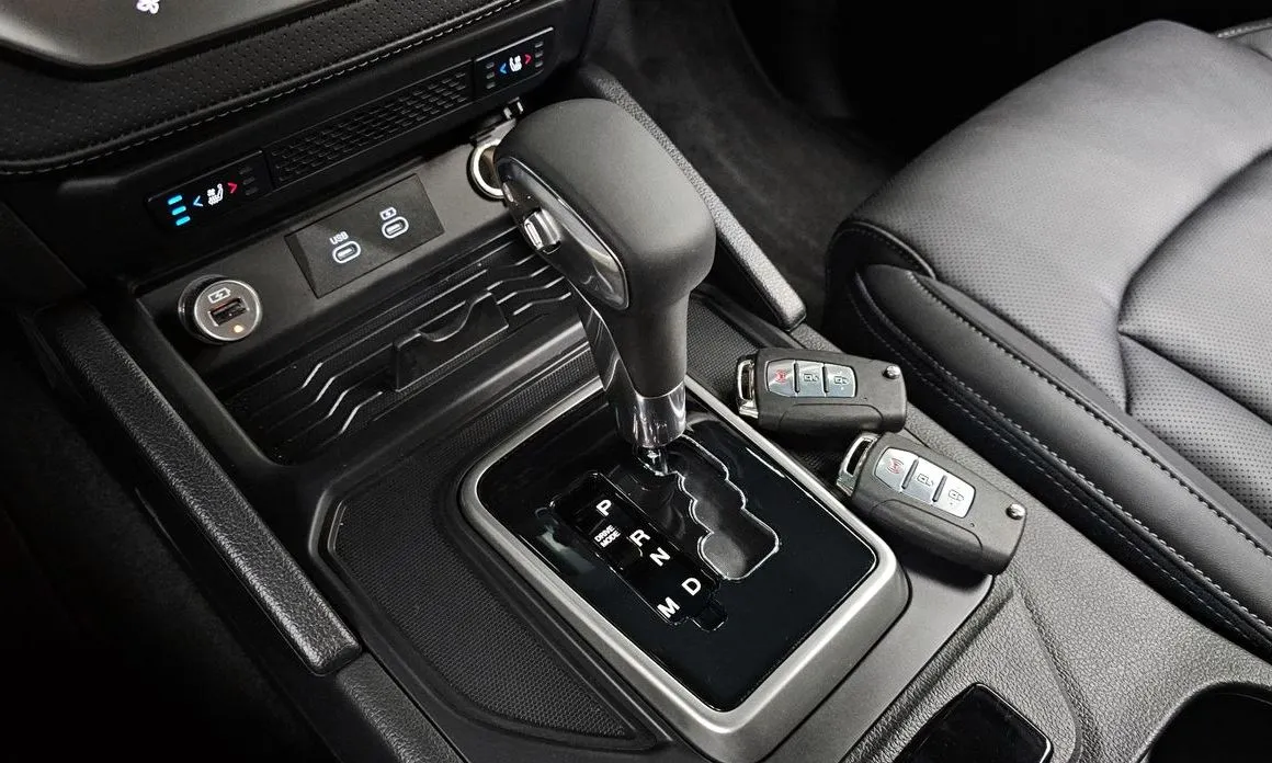 KG Mobility (Ssangyong) Musso — фото 10