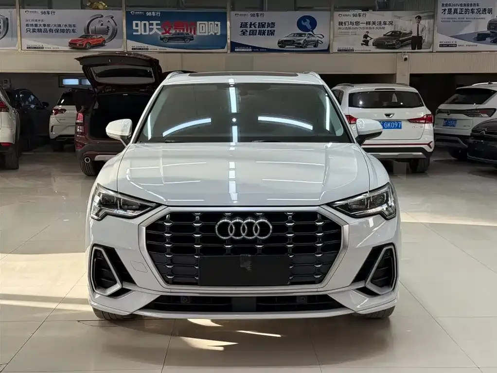 Audi Q3 — фото 9