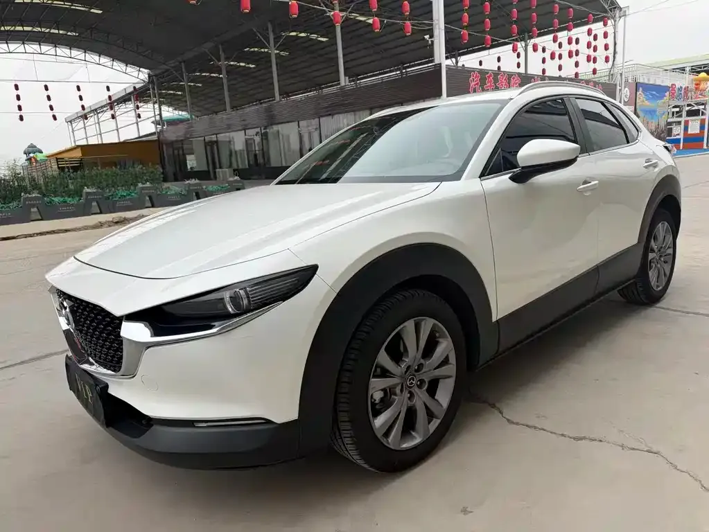 Mazda CX-30 — фото 1