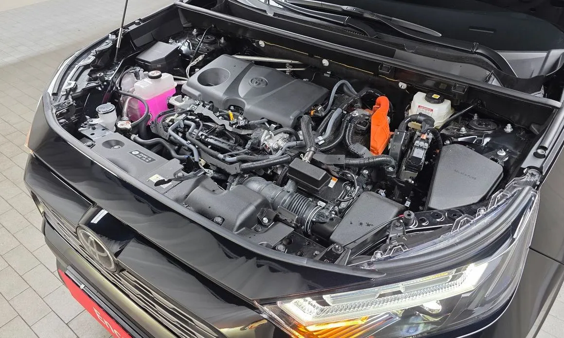 Toyota RAV4 — фото 10