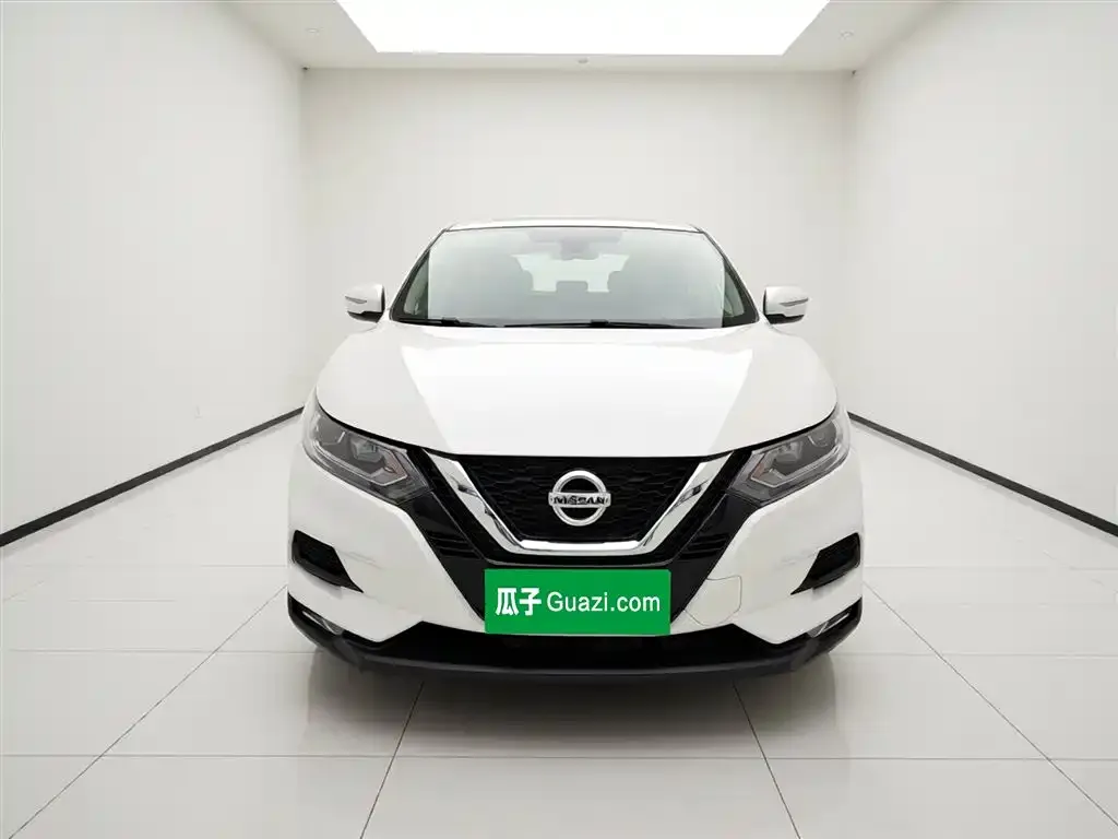 Nissan Qashqai — фото 10