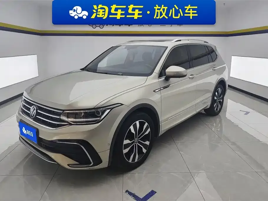 Volkswagen Tiguan L — фото 1
