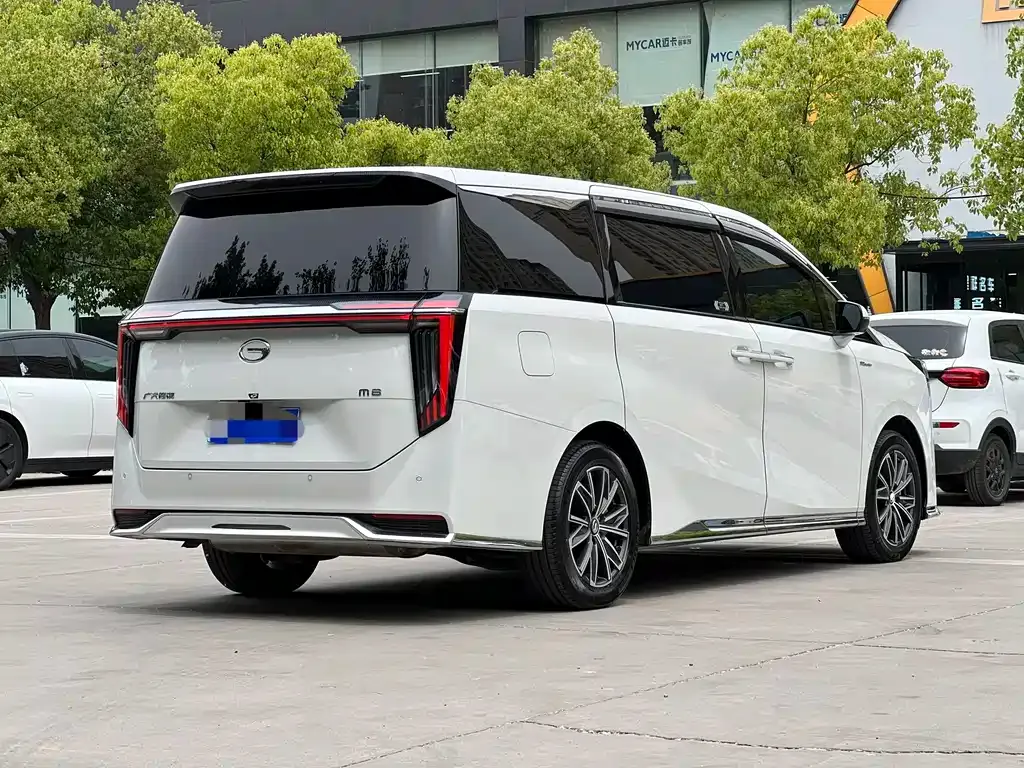 GAC Motor Trumpchi M8 — фото 3